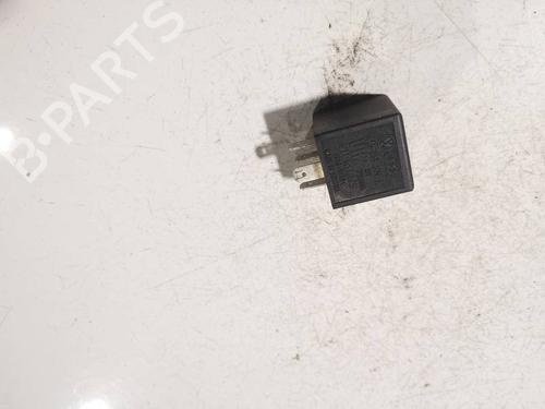 electronic-sensor-audi-80-b4-saloon-8c2-1991-1992-1993-1994-1995-39999496 main image
