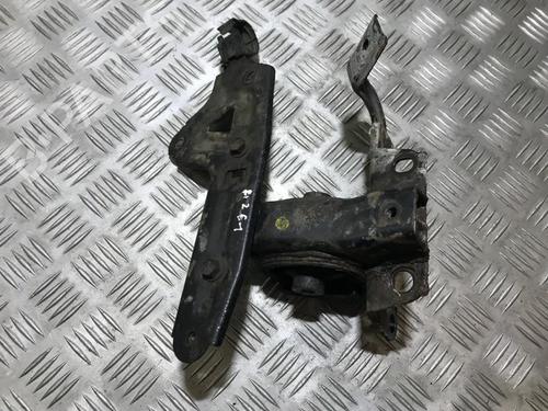 Used Engine mount Engine mount TOYOTA RAV 4 II (_A2_) 1.8 (ZCA25_, ZCA26_, ZCA25W, ZCA26W) (125 hp) 33500624 33500624