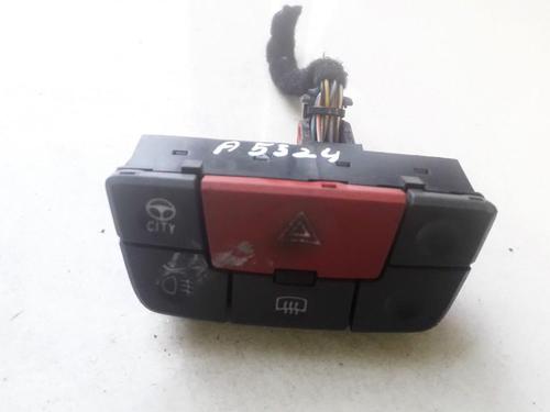 Used Warning switch Warning switch FIAT PANDA (169_) 1.3 D Multijet (169.AXC1A) (70 hp) 35866691 35866691