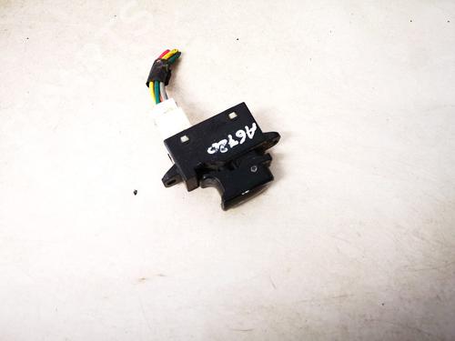 Used Switch Switch HYUNDAI SONATA V (NF) 2.4 (162 hp) 32876938 32876938