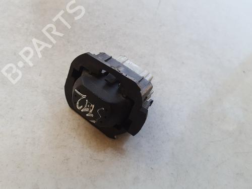 Used Switch Switch RENAULT LAGUNA II (BG0/1_) 1.9 dCi (BG08, BG0G) (120 hp) 33517147 33517147