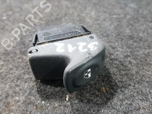 Used Switch Switch RENAULT MEGANE Scenic (JA0/1_) 1.9 dTi (JA0N) (98 hp) 33483432 33483432