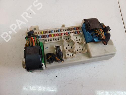 Used Fuse box VOLVO S40 II (544) 2.0 D (136 hp) 32539989