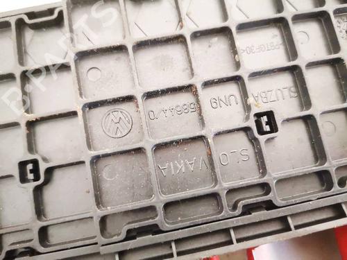 Fuse box VW TRANSPORTER T5 Van (7HA, 7HH, 7EA, 7EH) 1.9 TDI | BP32923987E1 - Image 3
