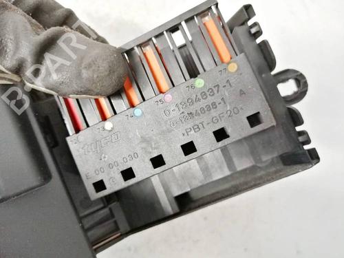 Fuse box MERCEDES-BENZ E-CLASS (W211) E 220 CDI (211.006) | BP32608521E1