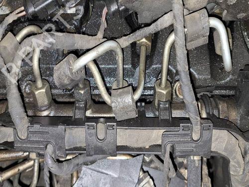 Used Injection rail Injection rail 38430048 38430048