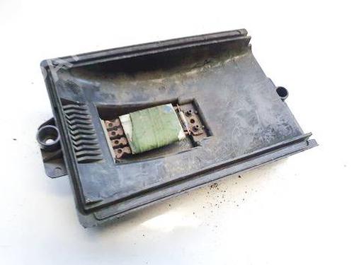 Used Heater resistor Heater resistor VW PASSAT B7 (362) 1.6 TDI (105 hp) 34899677 34899677