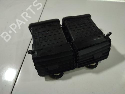 Used Air vent Air vent 32972189 32972189