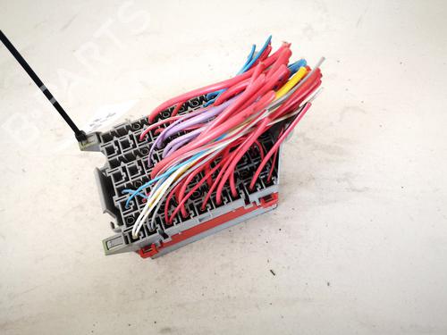 Fuse box VOLVO S60 I (384) D5 | BP32910464E1 - Image 3