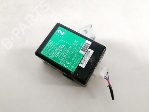 Used Electronic module Electronic module TOYOTA URBAN CRUISER (_P1_) 1.4 D-4D (NLP110_, NLP110R) (90 hp) 33090179 33090179