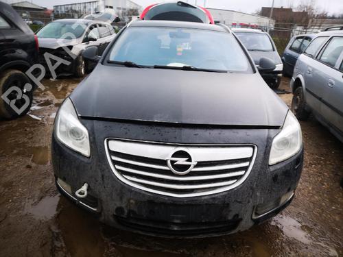 Fuse box OPEL INSIGNIA A (G09) 2.0 CDTI (68) | BP32583740E1