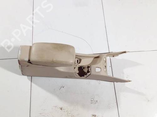 Used Armrest / Center console Armrest / Center console 35068718 35068718