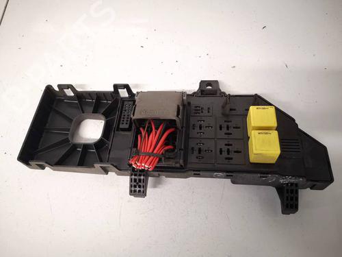 Used Fuse box Fuse box OPEL SIGNUM Hatchback (Z03) 2.2 DTI (F48) (125 hp) 33489294 33489294