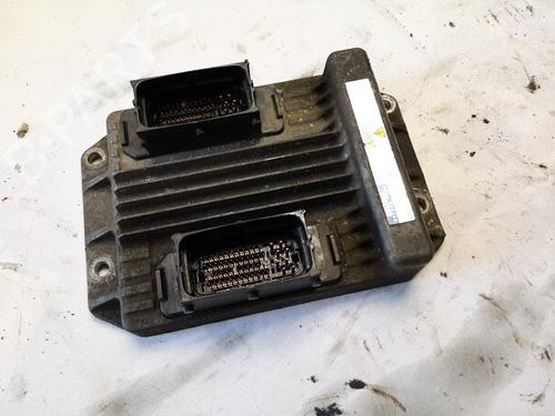 Used Engine control unit (ECU) Engine control unit (ECU) OPEL MERIVA A MPV (X03) 1.7 CDTI (E75) (100 hp) 32907556 32907556