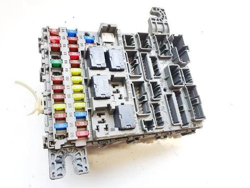 Fuse box HONDA FR-V (BE) 2.2 i CTDi (BE5) | BP37085131E1 - Image 3