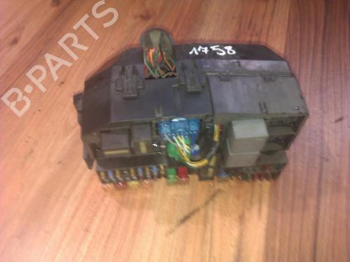 fuse-box-ford-mondeo-iii-b5y-2000-2001-2002-2003-2004-2005-2006-2007-33502668 main image