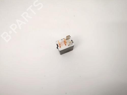Electronic sensor TOYOTA RAV 4 II (_A2_) 2.0 D 4WD (CLA20_, CLA21_, CLA20R, CLA21R) | BP32886400M84 - Image 2