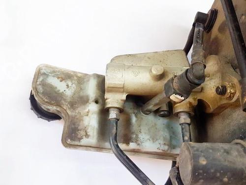 brake-master-cylinder-volvo-v50-545-2003-2004-2005-2006-2007-2008-2009-2010-2011-2012-35862818 main image