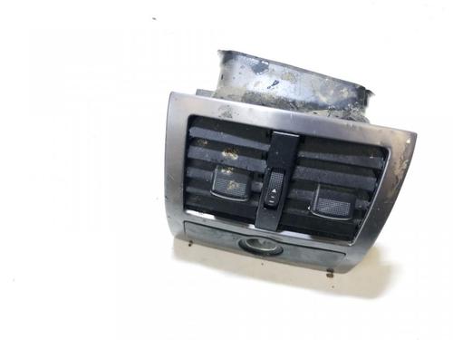 air-vent-audi-a6-c5-4b2-4b4-1997-1998-1999-2000-2001-2002-2003-2004-2005-33078372 main image