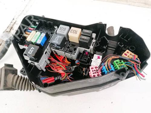 Used Fuse box Fuse box VW TOUAREG (7LA, 7L6, 7L7) 2.5 R5 TDI (174 hp) 32922597 32922597