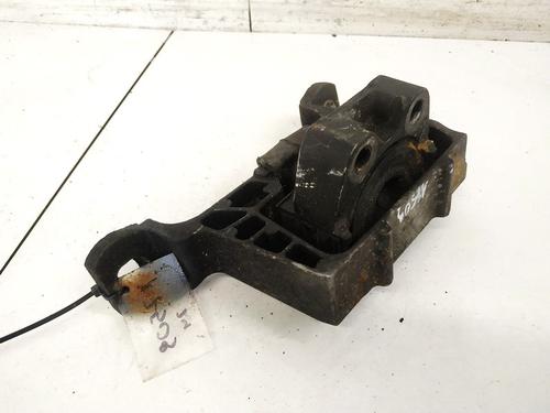 Used Engine mount Engine mount FORD FOCUS C-MAX (DM2) 1.6 TDCi (109 hp) 32902069 32902069