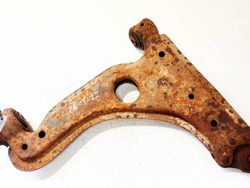 Used Right front suspension arm Right front suspension arm 37227952 37227952