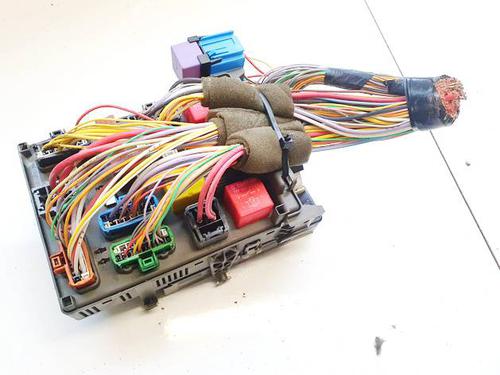 Fuse box RENAULT ESPACE IV (JK0/1_) 2.2 dCi (JK0H) | BP32573655E1  - Image 5