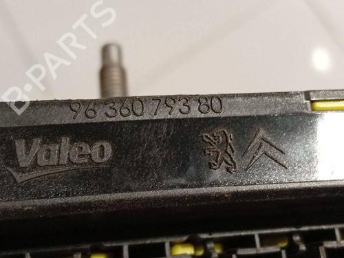Fuse box CITROËN C4 II (NC_) 1.6 HDi 110 | BP37190937E1 - Image 3