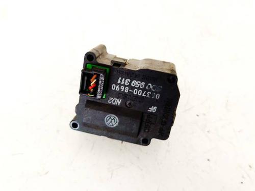 Used Electronic module Electronic module VOLVO V50 (545) 2.0 D (136 hp) 40275477 40275477