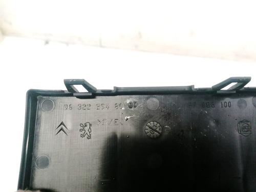 Fuse box PEUGEOT 206 SW (2E/K) 1.4 HDi | BP32893052E1 - Image 3