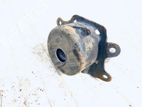 Used Engine mount Engine mount OPEL CORSA C (X01) 1.4 (F08, F68) (90 hp) 33075413 33075413
