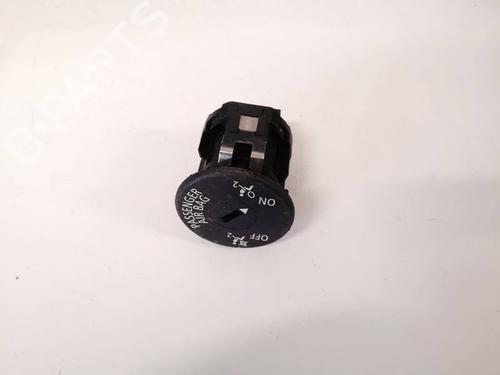 Used Switch BMW 3 (F30, F80) 320 d (163 hp) 32938104