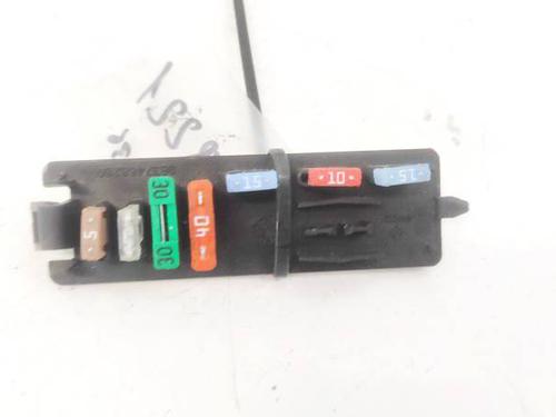 Used Fuse box Fuse box PEUGEOT 407 (6D_) 2.0 HDi 135 (6DRHRH, 6DRHRE, 6DRHRG, 6DRHRJ) (136 hp) 32957629 32957629