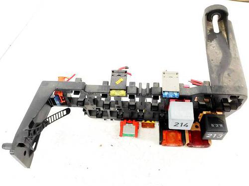 fuse-box-vw-passat-b5-variant-3b5-1997-1998-1999-2000-2001-32958292 main image