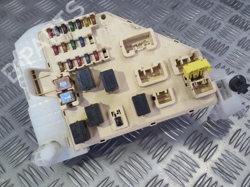 Used Fuse box Fuse box TOYOTA PRIUS Saloon (_W1_) 1.5 Hybrid (NHW10) (58 hp) 33493177 33493177
