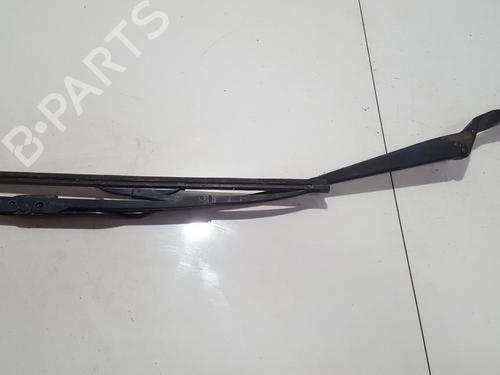 Used Front windshield wiper arm Front windshield wiper arm 33508575 33508575