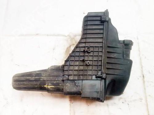 Used Air filter box Air filter box FIAT ULYSSE (179_) 2.2 JTD (128 hp) 35867054 35867054