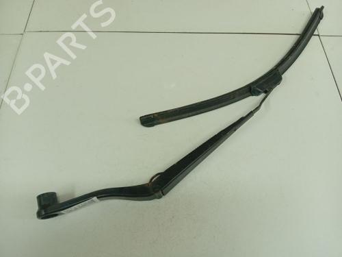 Used Front windshield wiper arm Front windshield wiper arm CHRYSLER PT CRUISER (PT_) 2.2 CRD (121 hp) 40519841 40519841