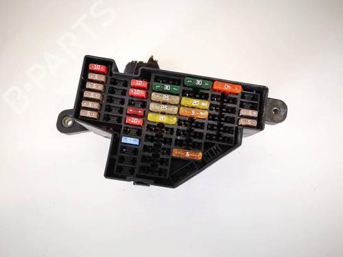 Used Fuse box Fuse box SKODA OCTAVIA II (1Z3) 1.6 TDI (105 hp) 32564348 32564348