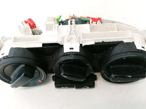 Used Climate control Climate control SKODA OCTAVIA I (1U2) 1.9 TDI (90 hp) 35624099 35624099