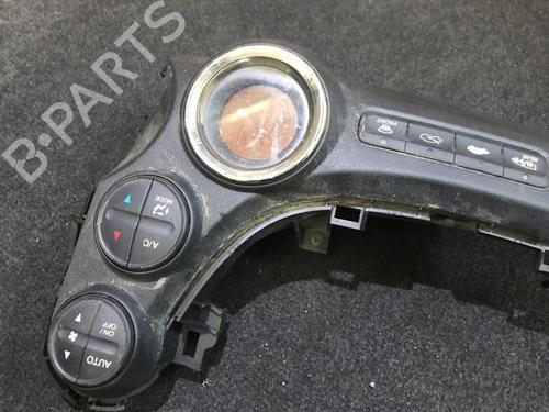 Used Climate control Climate control HONDA JAZZ IV (GK_) 1.3 (99 hp) 35663458 35663458