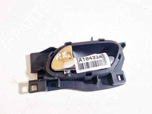Used Front left interior door handle Front left interior door handle 34957394 34957394