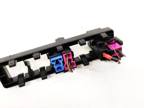 Fuse box VW PASSAT B6 (3C2) 2.0 TDI | BP32935978E1 - Image 2