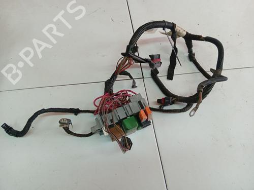 Used Fuse box Fuse box 38508233 38508233