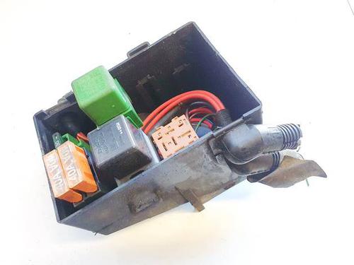 Used Fuse box Fuse box OPEL ZAFIRA A MPV (T98) 2.0 DTI 16V (F75) (101 hp) 32972230 32972230