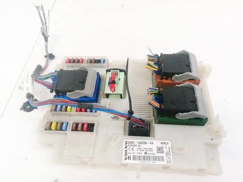 Used Fuse box Fuse box VOLVO S80 II (124) 1.6 DRIVe (114 hp) 32926080 32926080