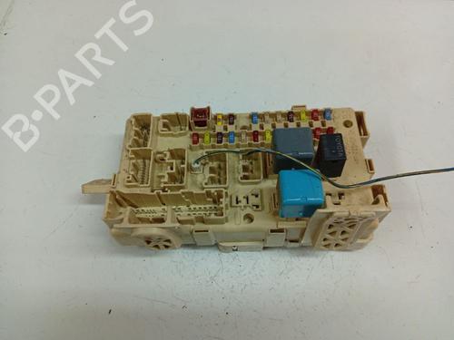 Used Fuse box Fuse box 39456392 39456392