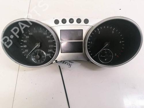 Used Instrument cluster Instrument cluster 35365597 35365597