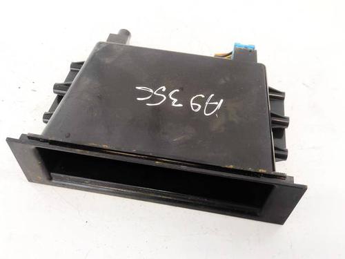 Used Glove box Glove box OPEL AGILA B (H08) 1.2 (F68) (86 hp) 35247339 35247339