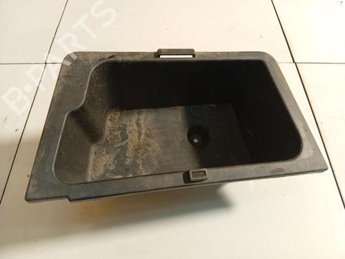 Used Glove box Glove box 39392319 39392319